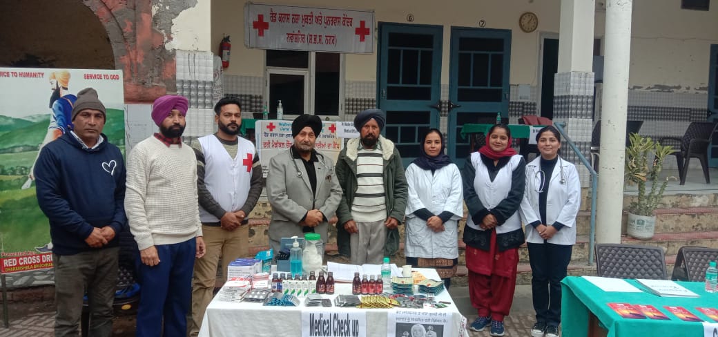 Organized a free medical check up camp dedicated to the martyrdom of Chhote Sahijade and Mata Gujar Kaur ji.